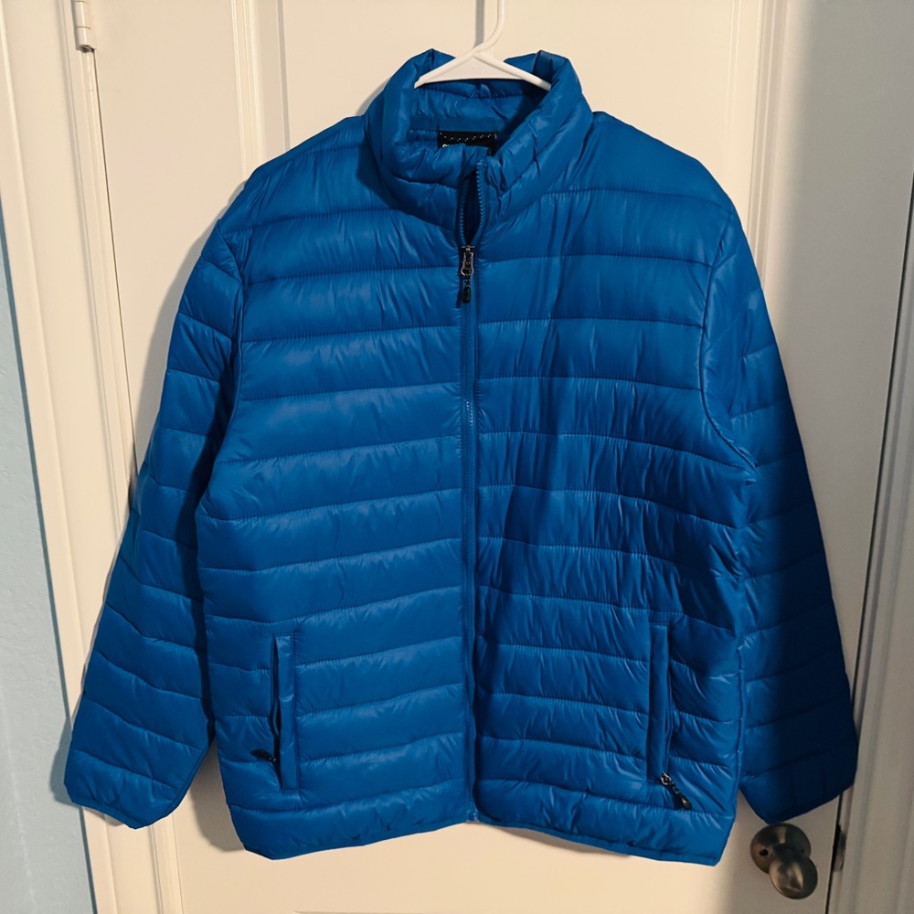 Swiss Tech Vibrant Blue Puffer Jacket Medium